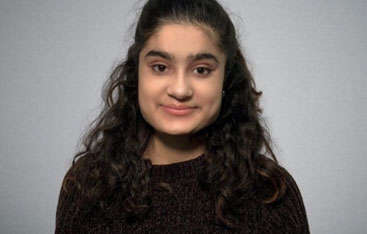 Alishba Imran, lauréate du Prix d'Innovation Weston pour les jeunes 2021.
