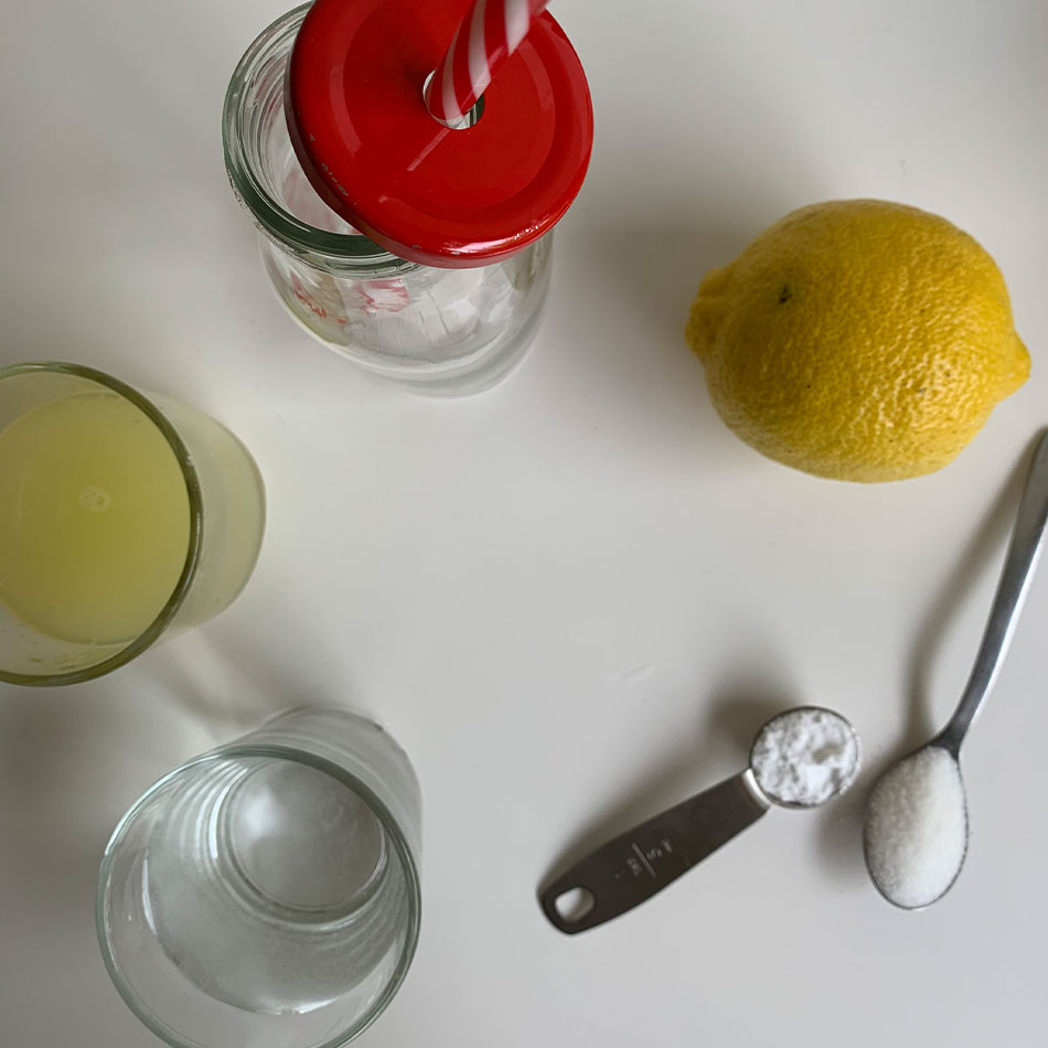 Les ingrédients de la limonade pétillante.